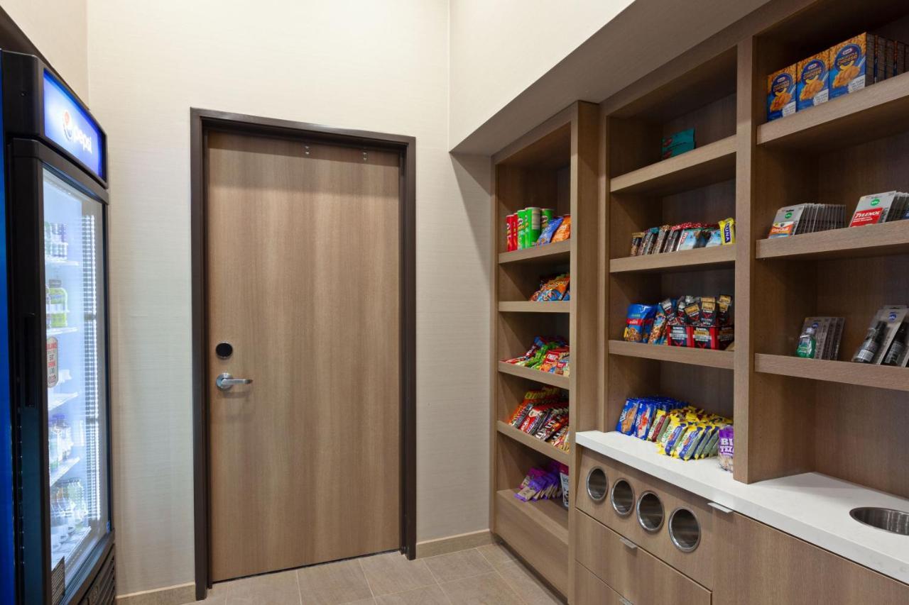 Towneplace Suites By Marriott San Diego Central Экстерьер фото