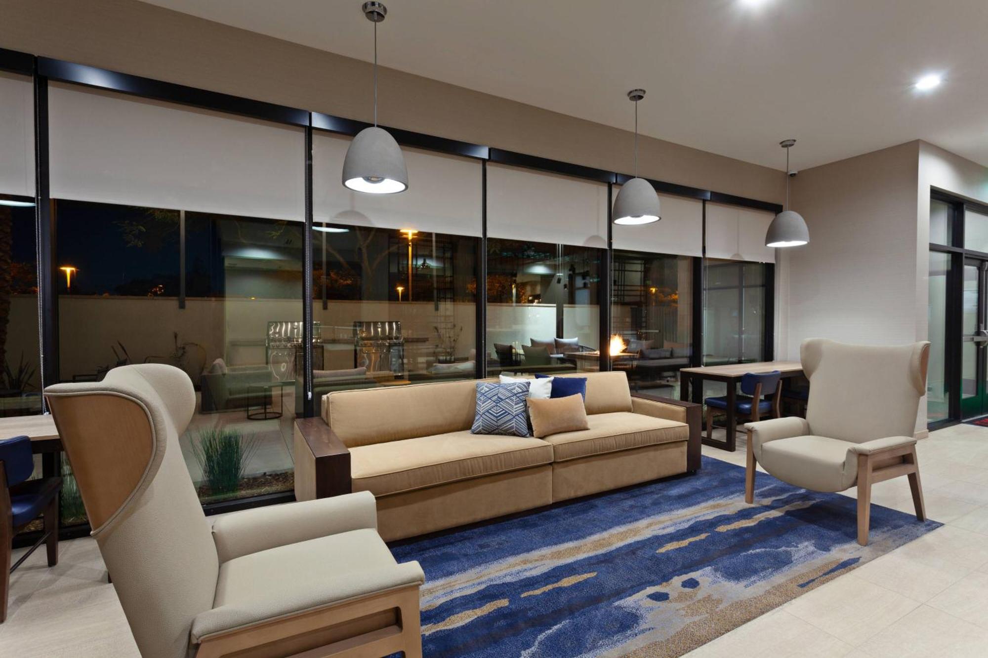 Towneplace Suites By Marriott San Diego Central Экстерьер фото