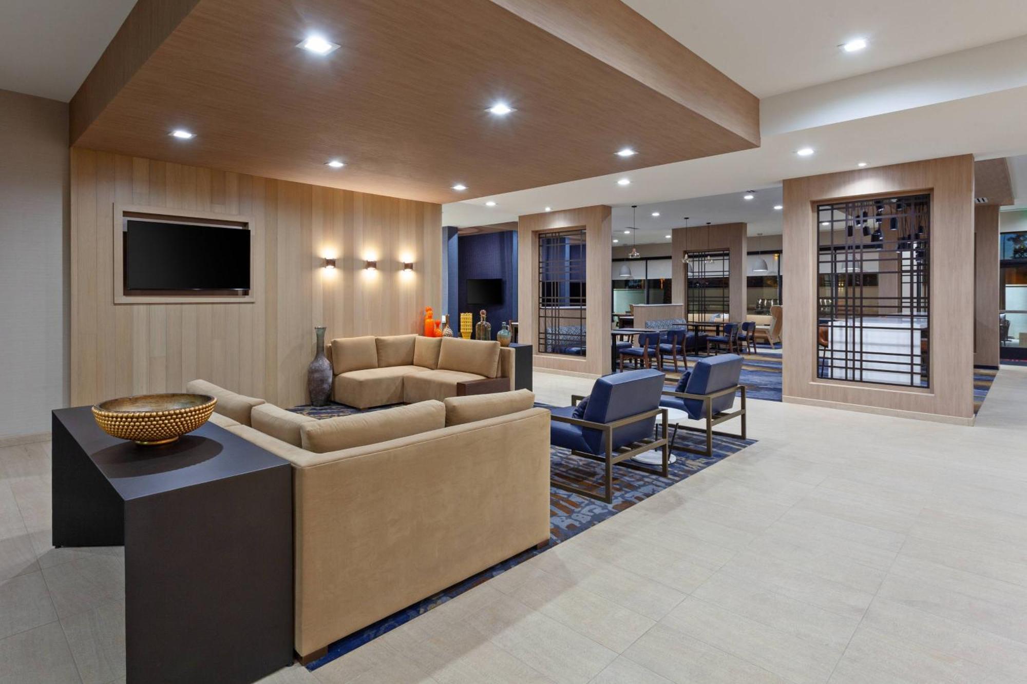 Towneplace Suites By Marriott San Diego Central Экстерьер фото